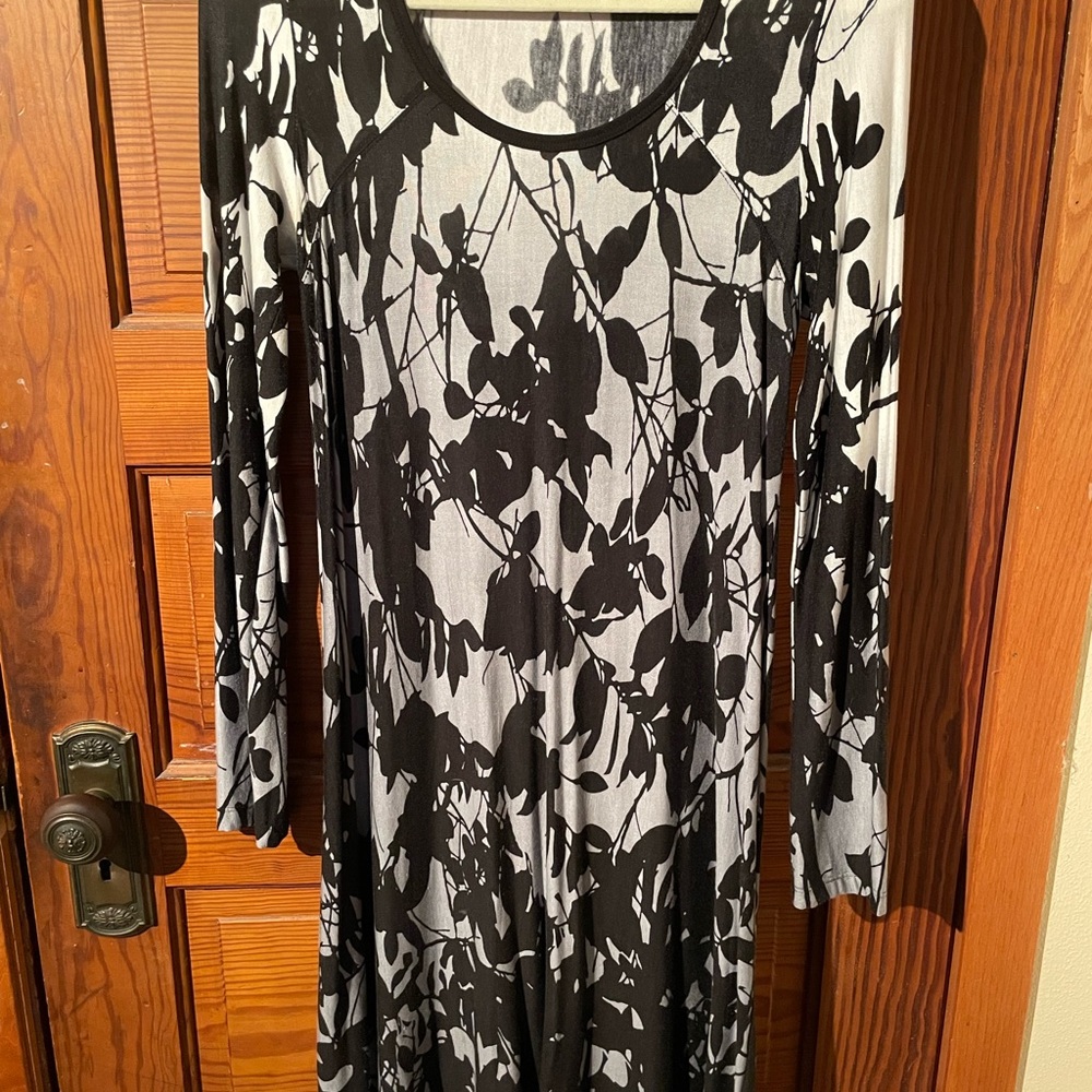 Karen Kane a-line knit dress, medium